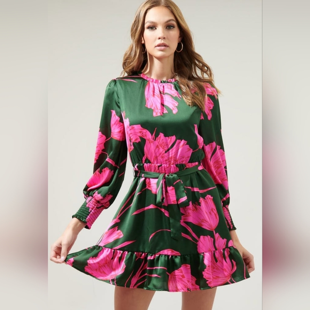 Sugarlips Brand new, no tags. Size small. Beautiful green and pink dress